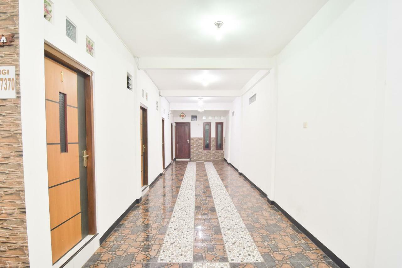Dua Putri Villa باسوروان المظهر الخارجي الصورة