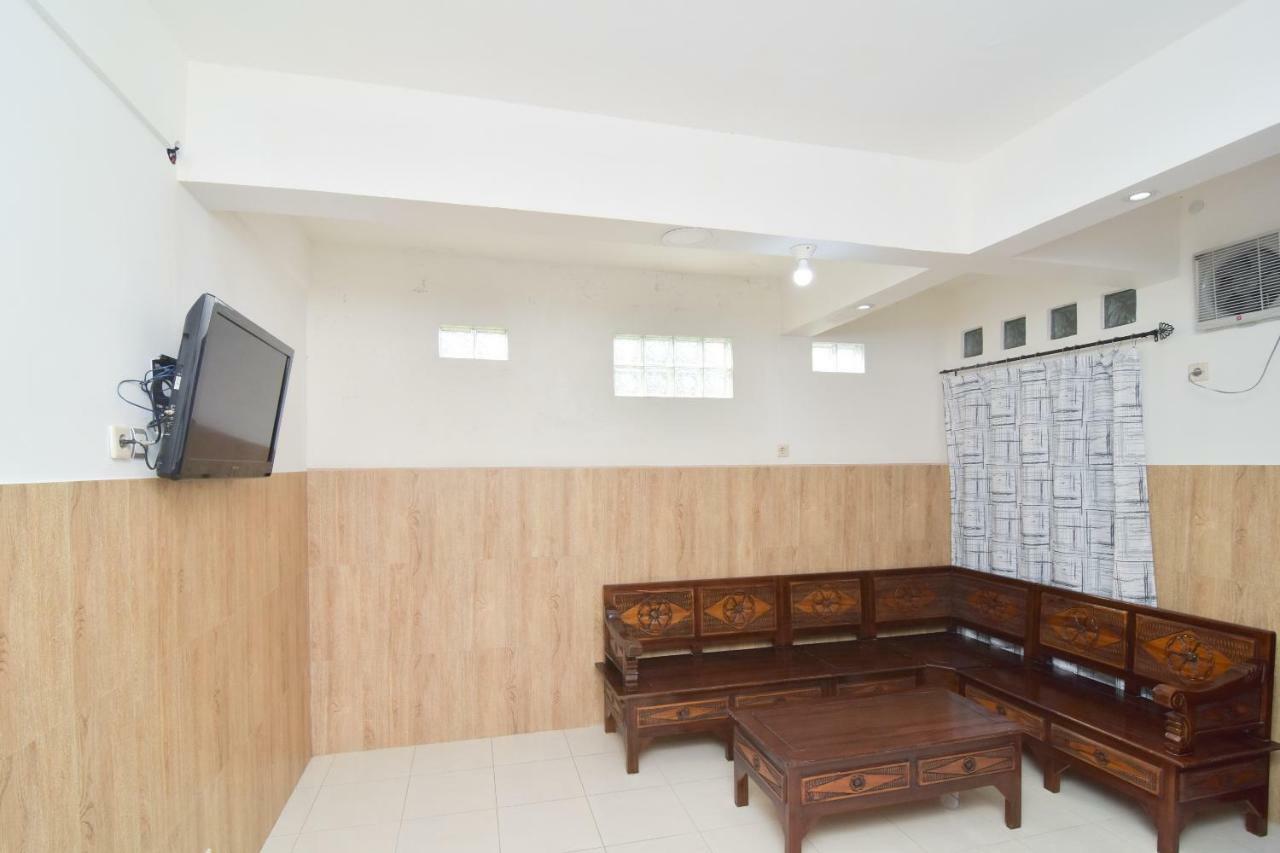 Dua Putri Villa باسوروان المظهر الخارجي الصورة